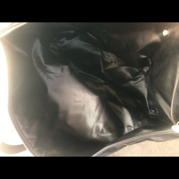 Perfect condition Coach tote- with zipper - Picture 4 of 5